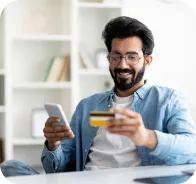 close-up-person-doing-online-shopping 3